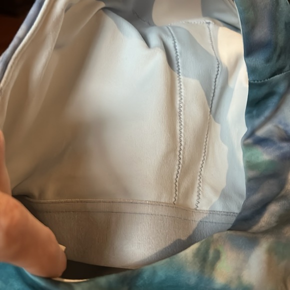 Athleta NWT Conscious Crop Printed A-C Bra Size XS in  Blue/Green Tie Dye - Picture 10 of 12